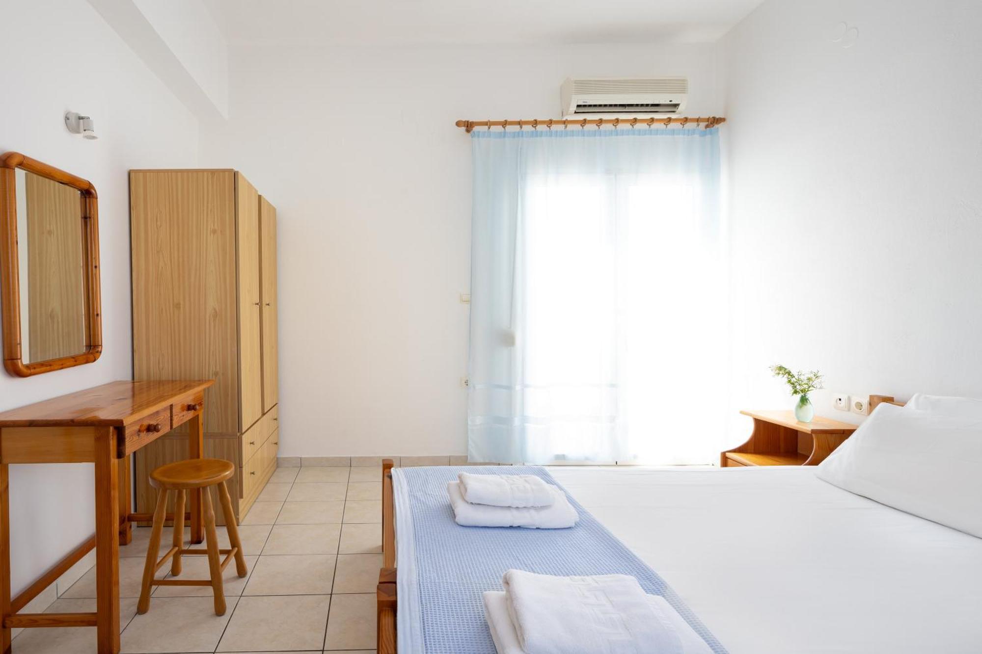 Alexis Apartments Stavrós Extérieur photo